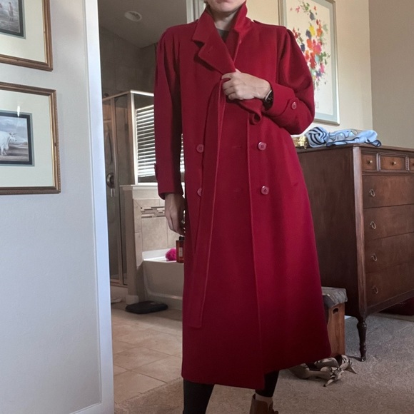 Vintage Fashion by Jill Red Belted wool coat - Picture 2 of 12